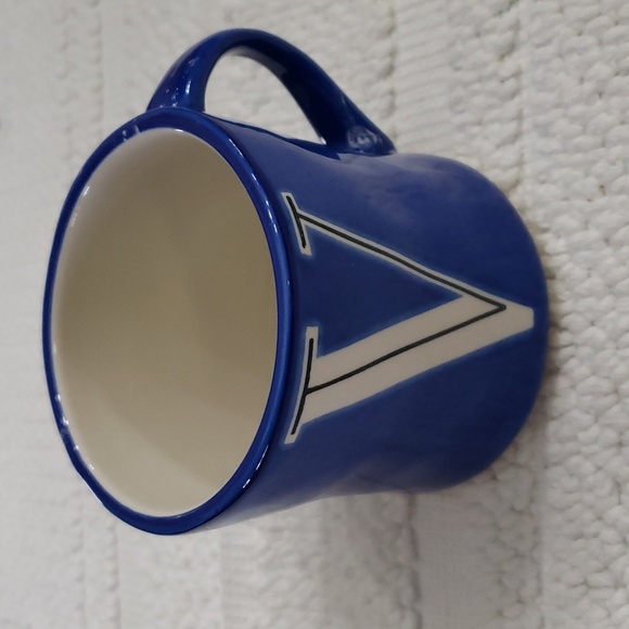 ANTHROPOLOGIE MUG / INITIAL "V" - Picture 1 of 5
